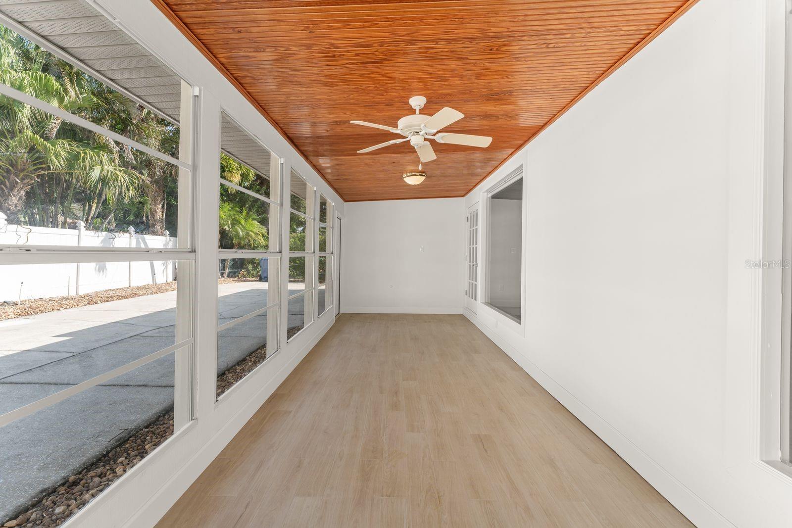 Image 38 of 41 For 107 4th Street