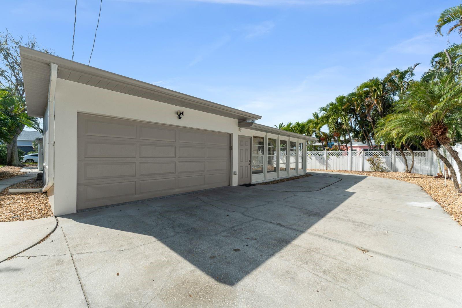 Image 4 of 41 For 107 4th Street