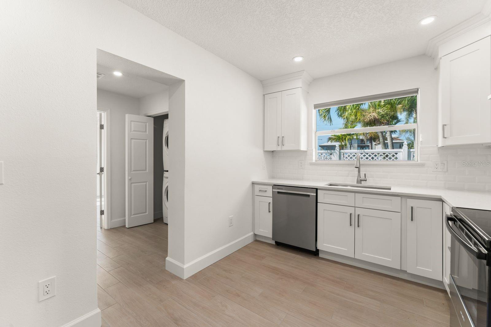 Image 9 of 41 For 107 4th Street