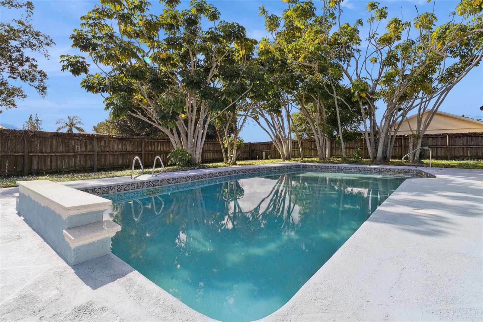 Image 19 of 24 For 1296 Dawn Street Ne