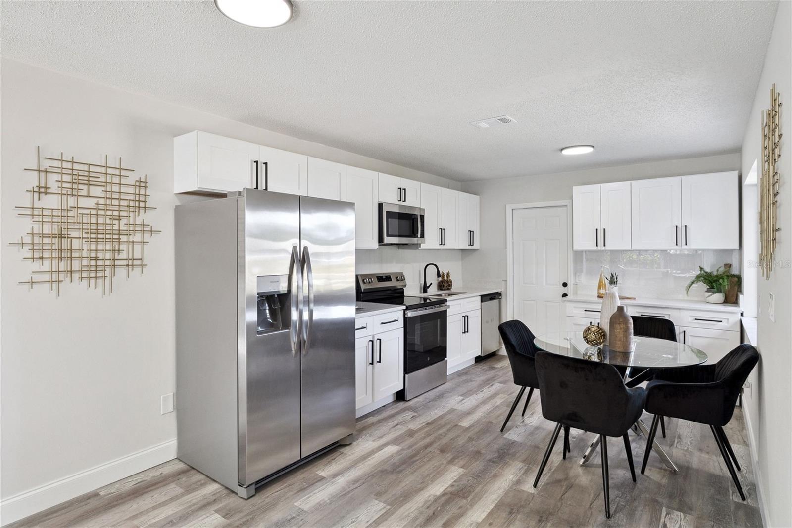 Image 7 of 24 For 1296 Dawn Street Ne