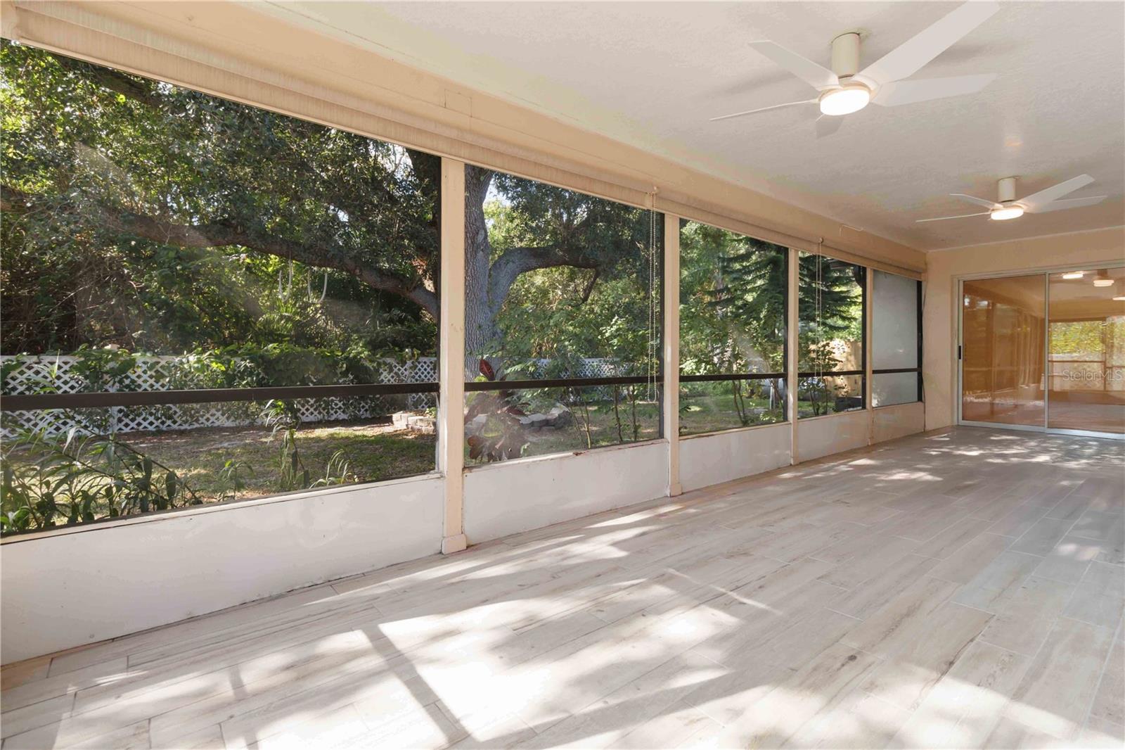 Image 36 of 47 For 2355 Raintree Lake Circle