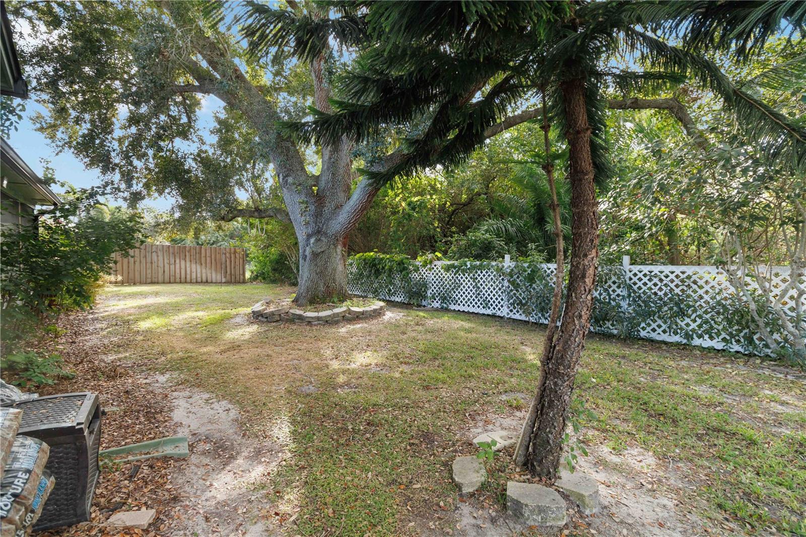 Image 44 of 47 For 2355 Raintree Lake Circle