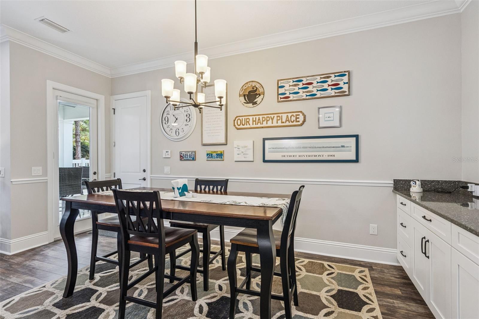 Image 19 of 88 For 1618 Resolute Street