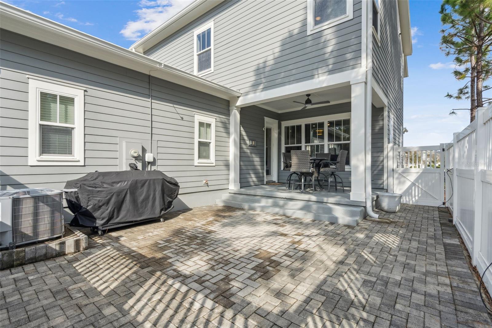 Image 40 of 88 For 1618 Resolute Street