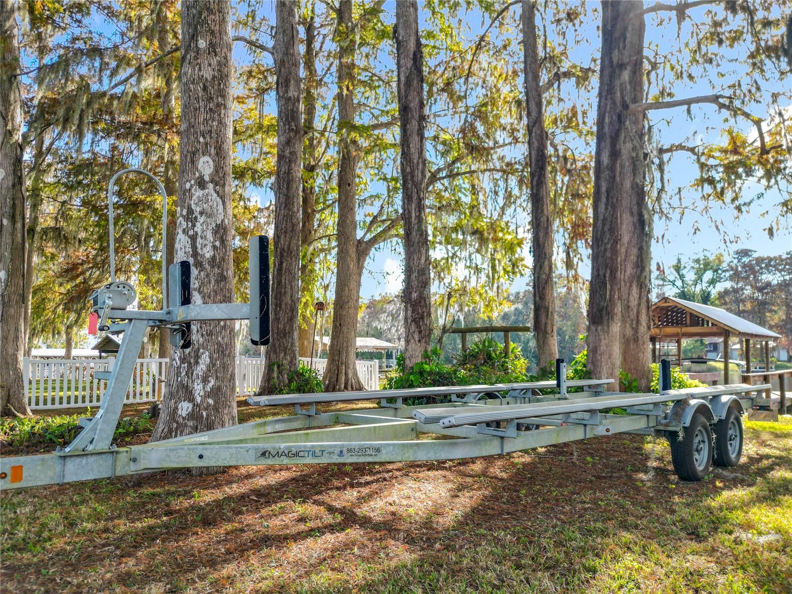 Image 12 of 38 For 7686 Crescent Loop