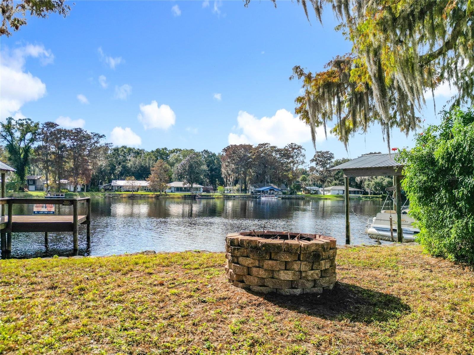 Image 15 of 38 For 7686 Crescent Loop