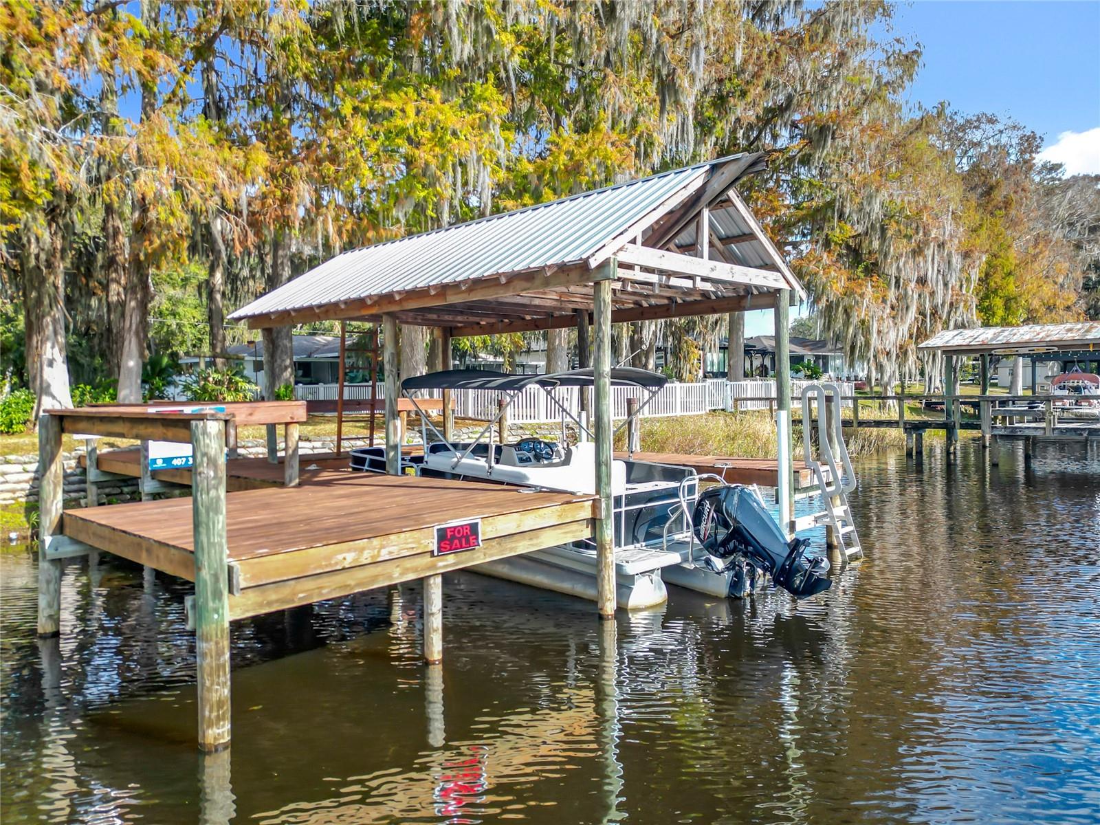 Image 20 of 38 For 7686 Crescent Loop