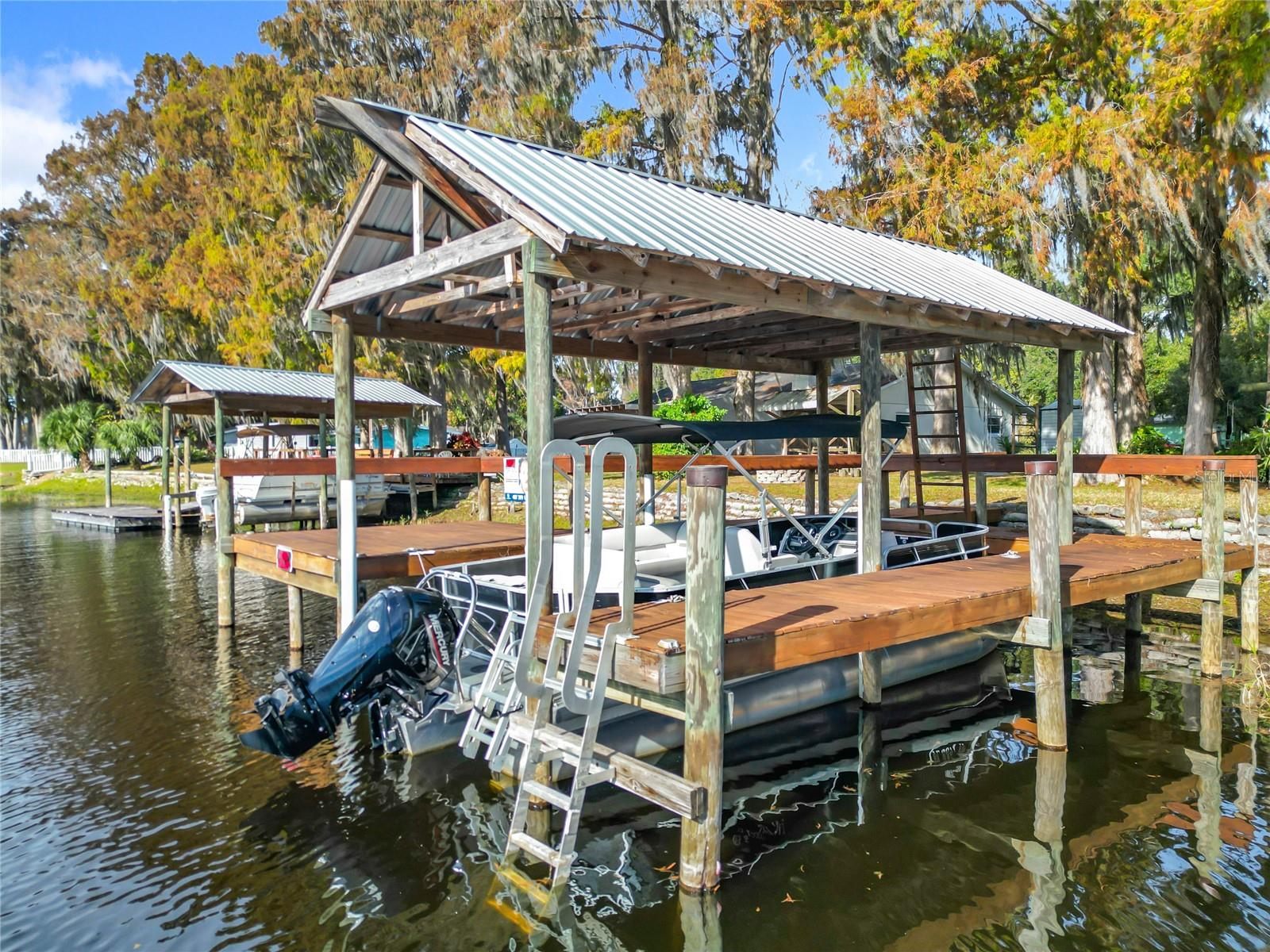 Image 23 of 38 For 7686 Crescent Loop