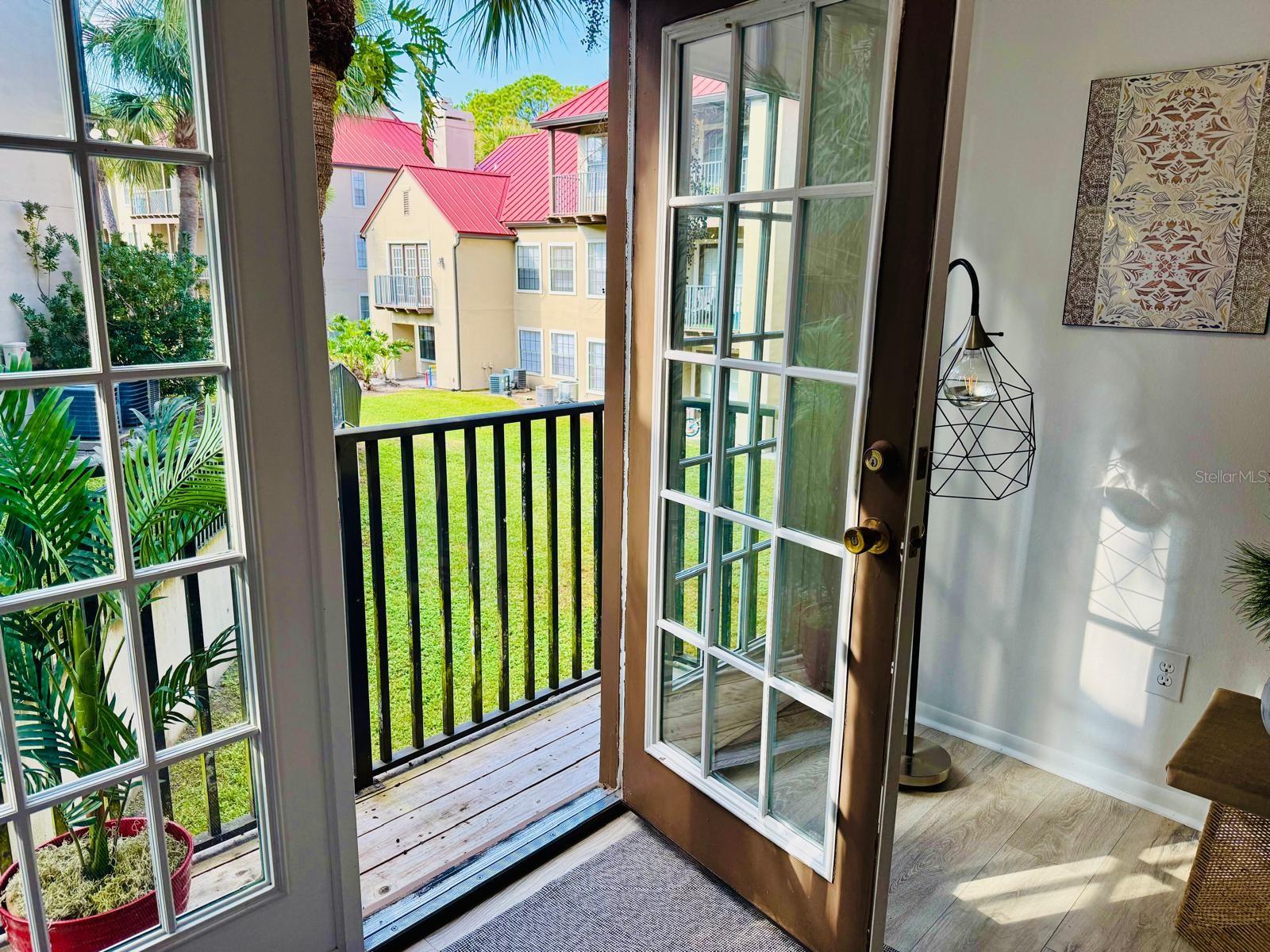 Image 11 of 58 For 216 Afton Square 202