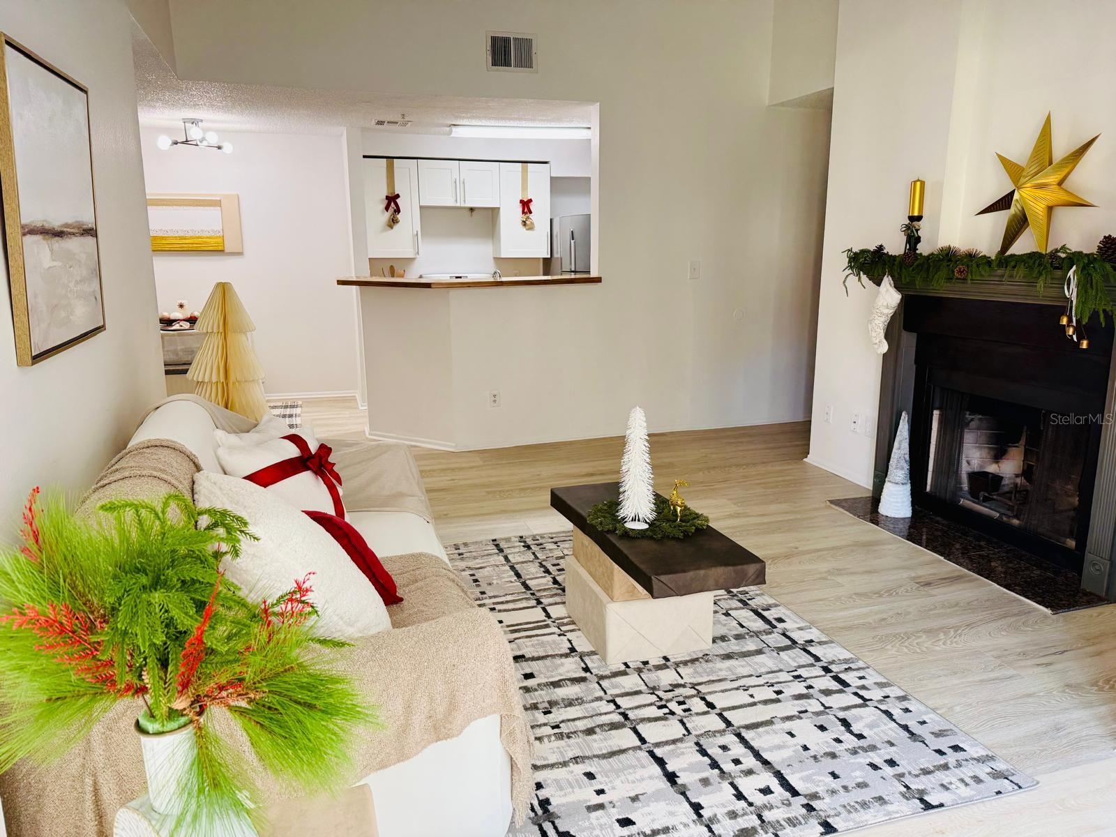 Image 13 of 58 For 216 Afton Square 202