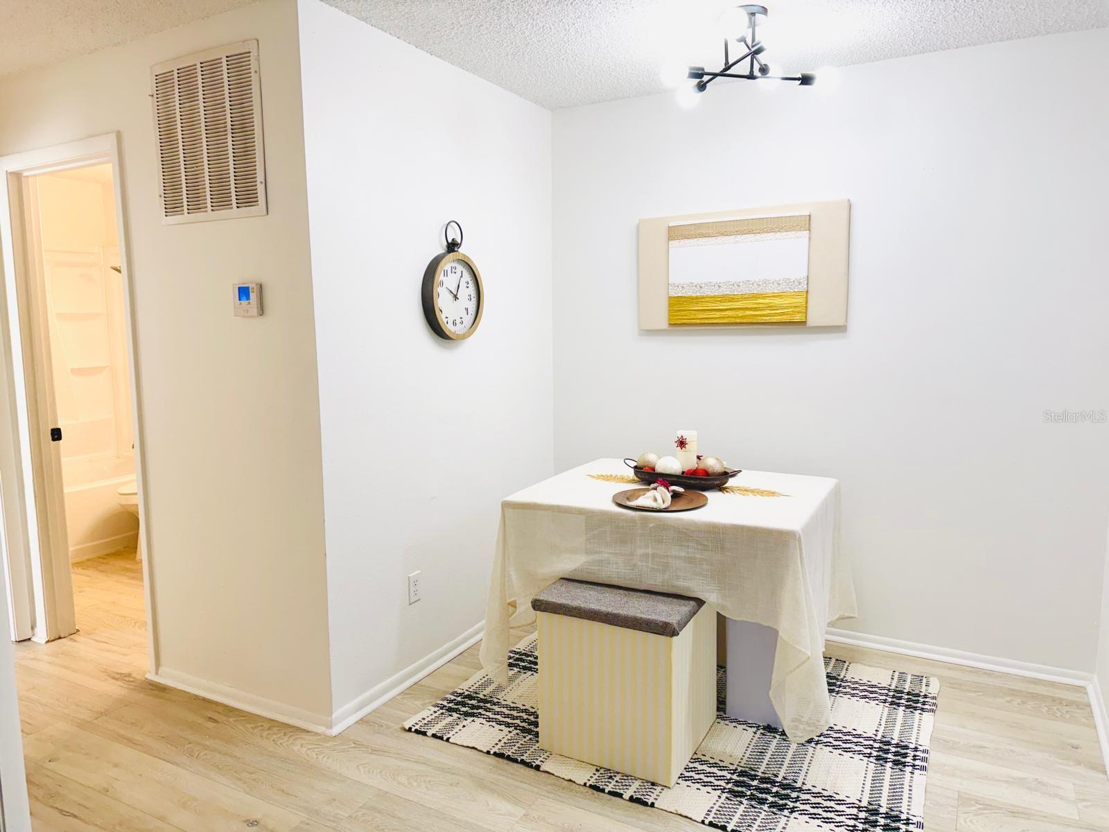 Image 15 of 58 For 216 Afton Square 202