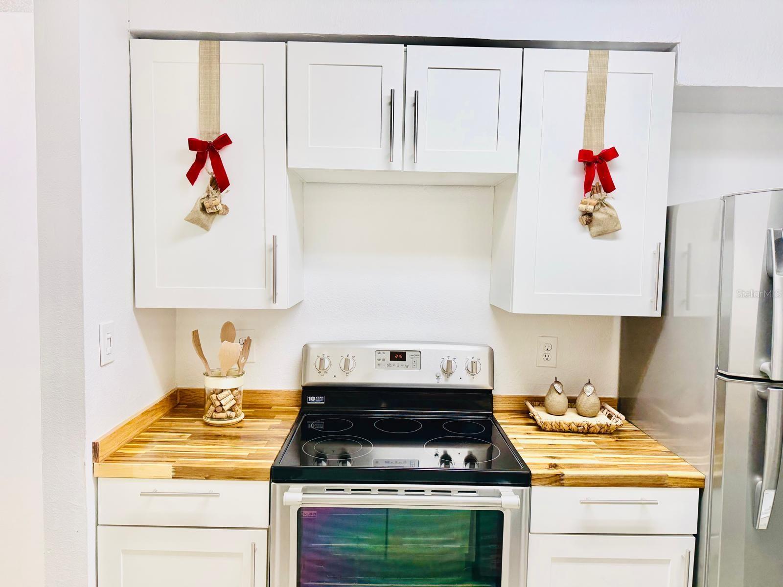 Image 16 of 58 For 216 Afton Square 202