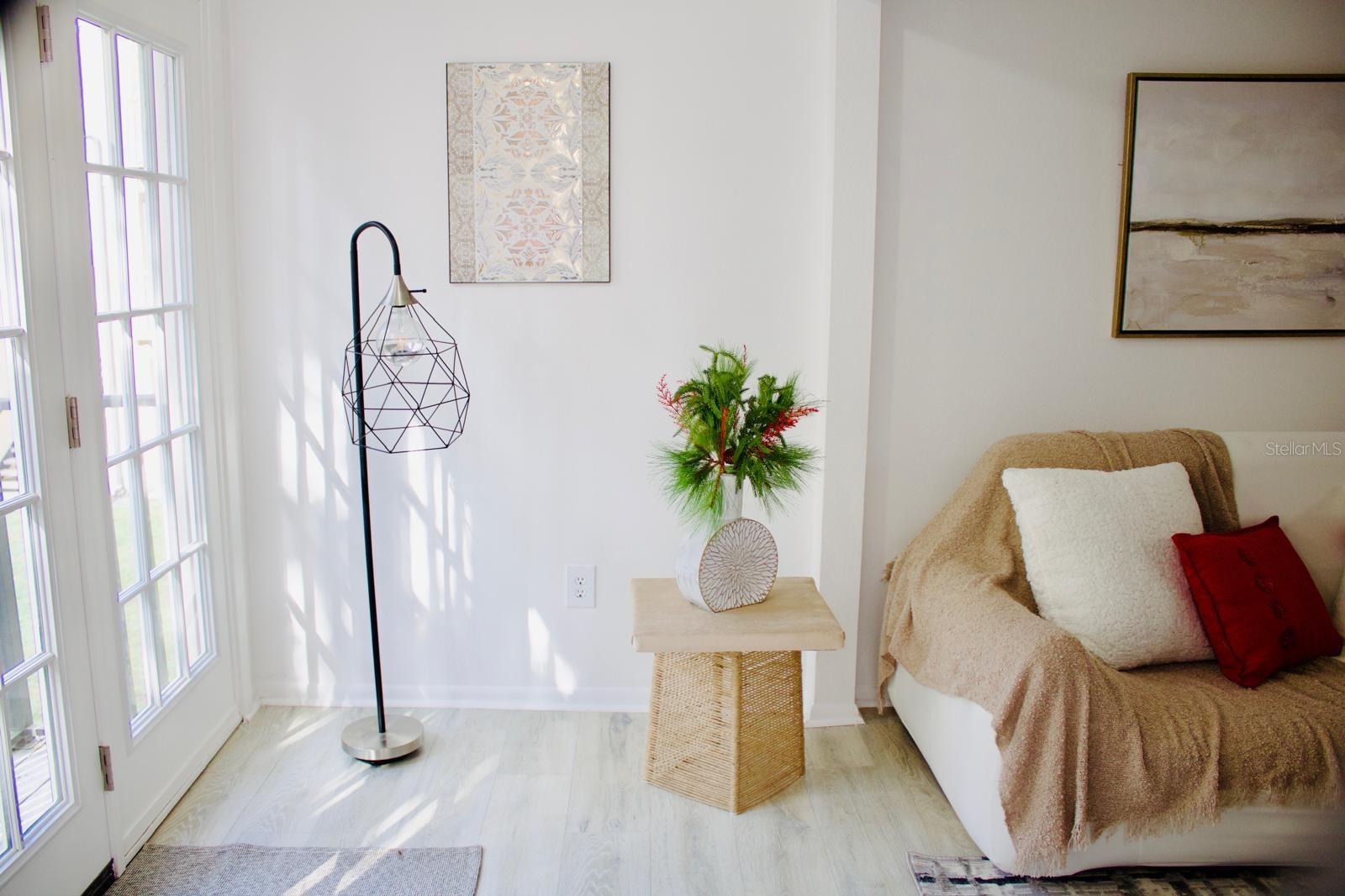 Image 8 of 58 For 216 Afton Square 202