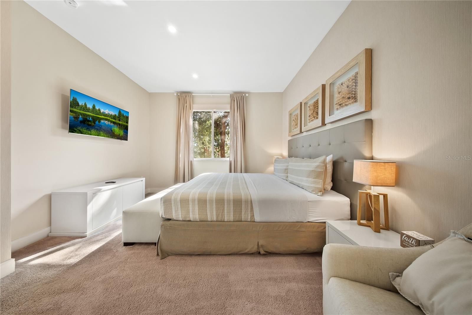 Image 14 of 58 For 3151 Brasilia Avenue