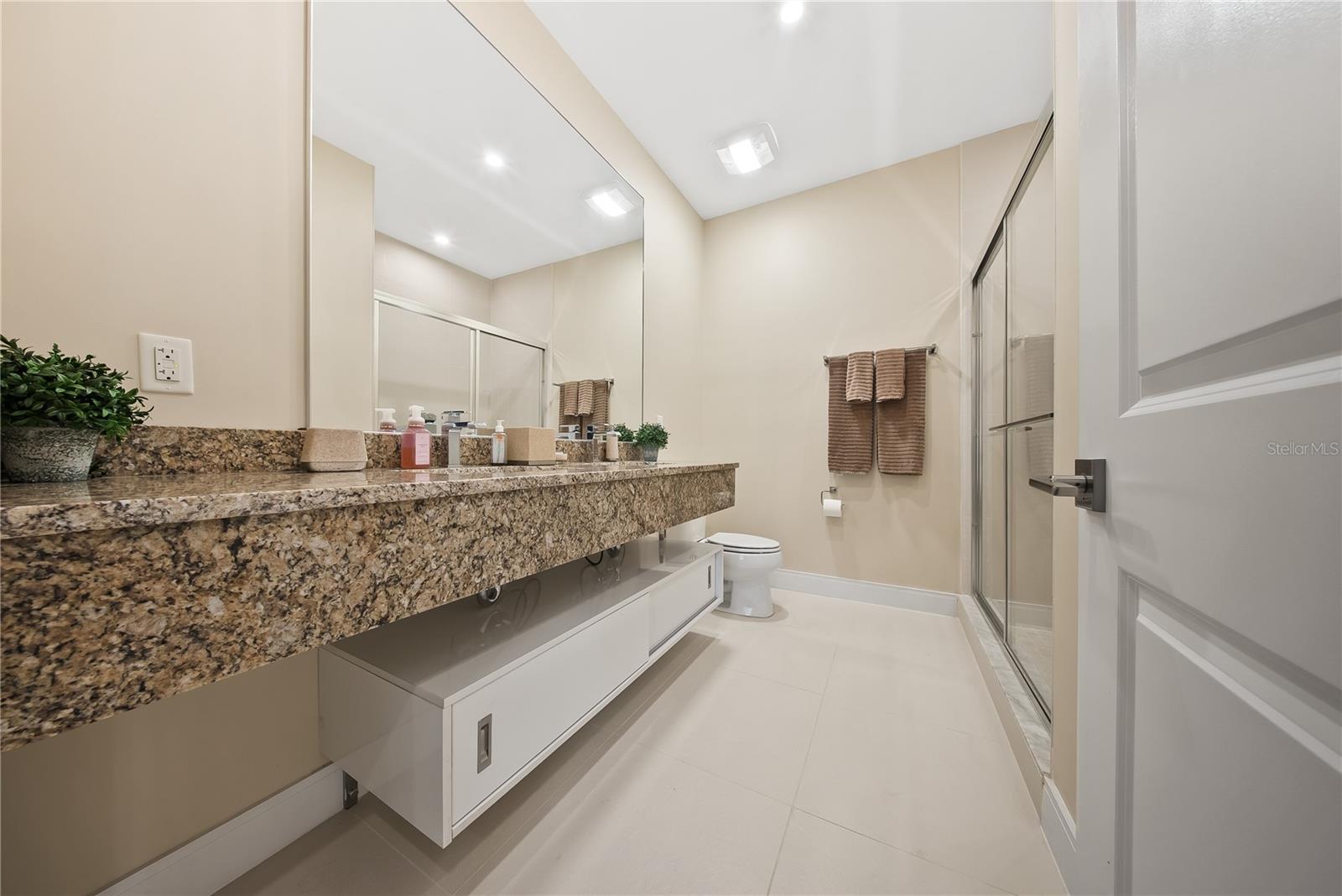 Image 16 of 58 For 3151 Brasilia Avenue