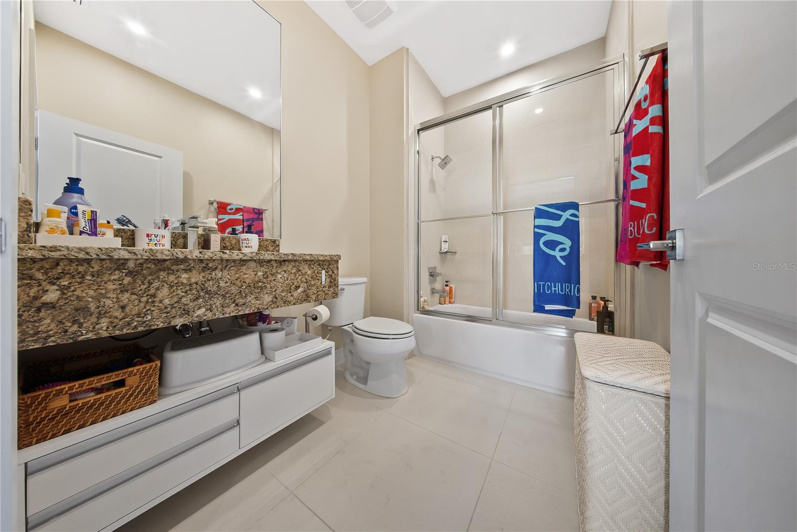 Image 31 of 58 For 3151 Brasilia Avenue