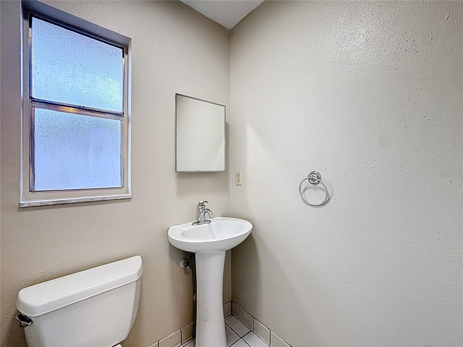 Image 28 of 59 For 226 Cottesmore Circle