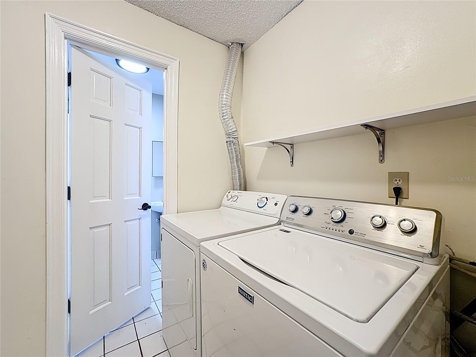 Image 43 of 59 For 226 Cottesmore Circle