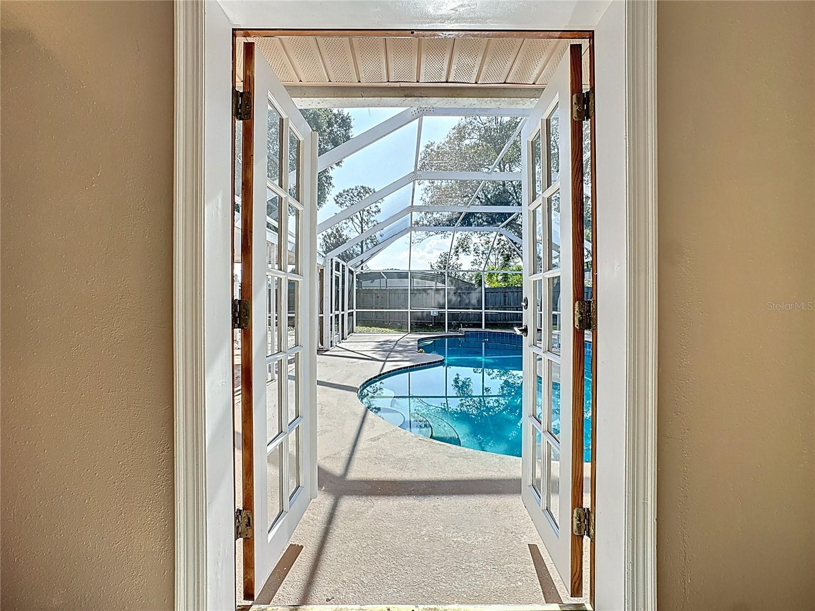 Image 44 of 59 For 226 Cottesmore Circle