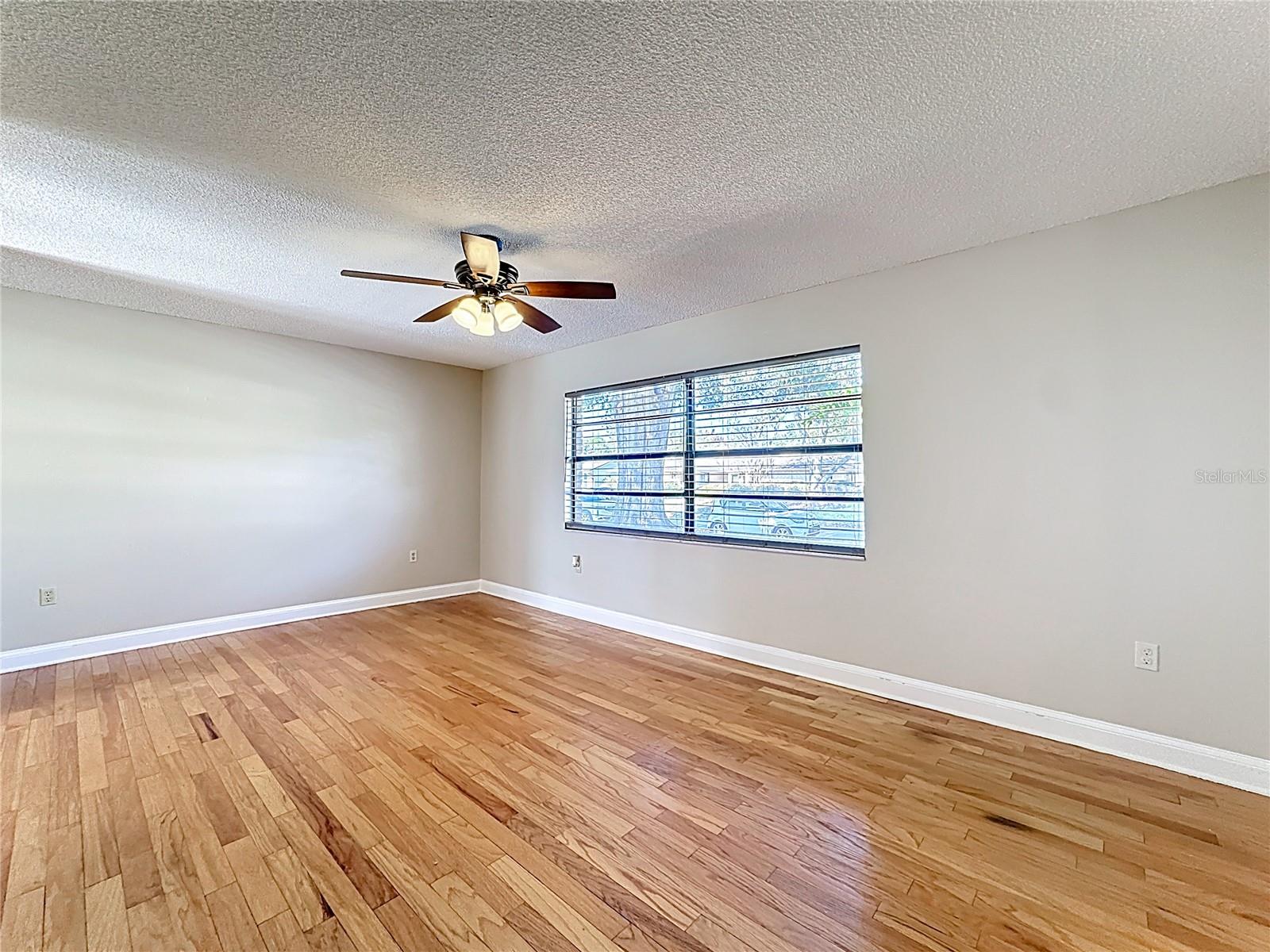 Image 9 of 59 For 226 Cottesmore Circle