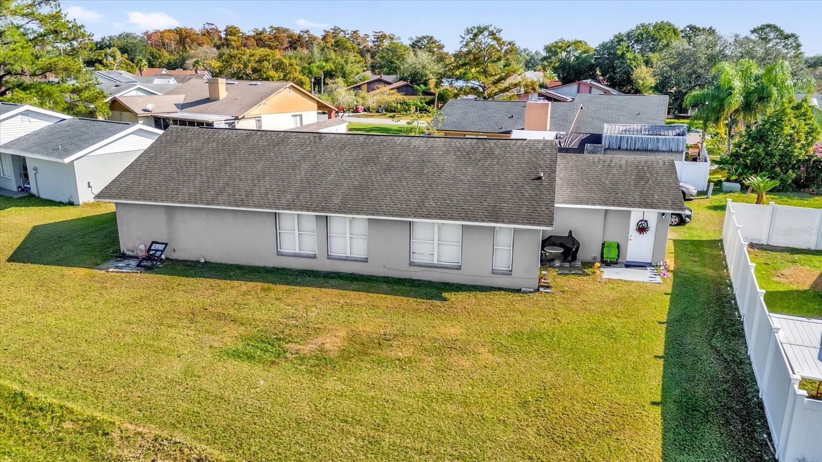 Image 30 of 32 For 812 E. Flag Lane