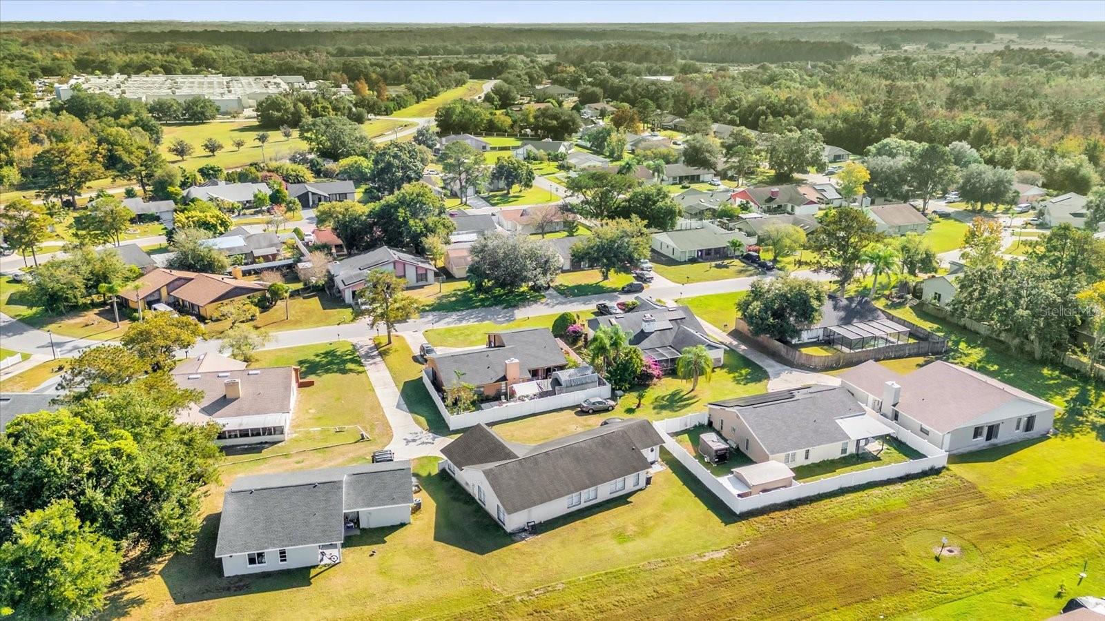 Image 32 of 32 For 812 E. Flag Lane