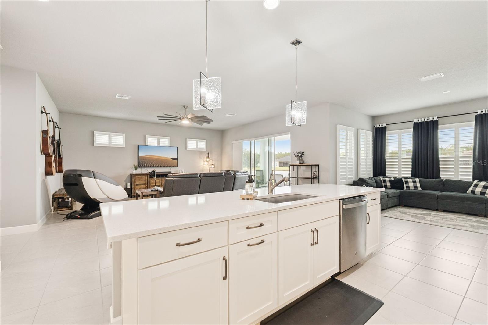 Image 15 of 45 For 569 Mosaic Boulevard