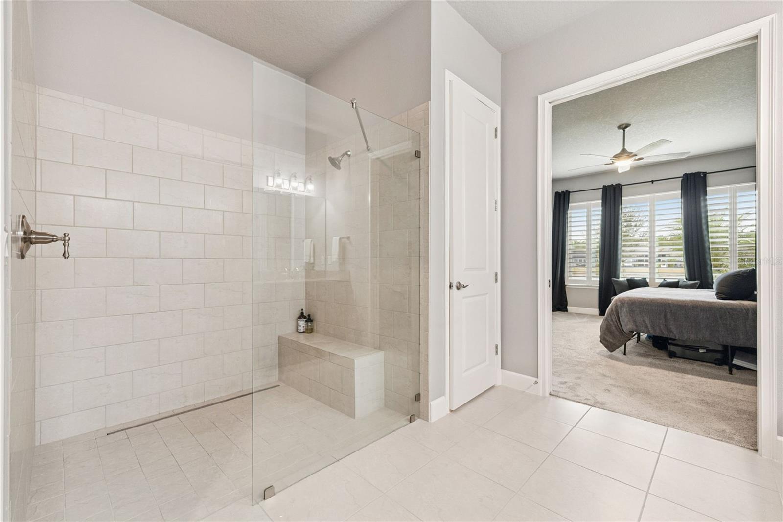 Image 24 of 45 For 569 Mosaic Boulevard