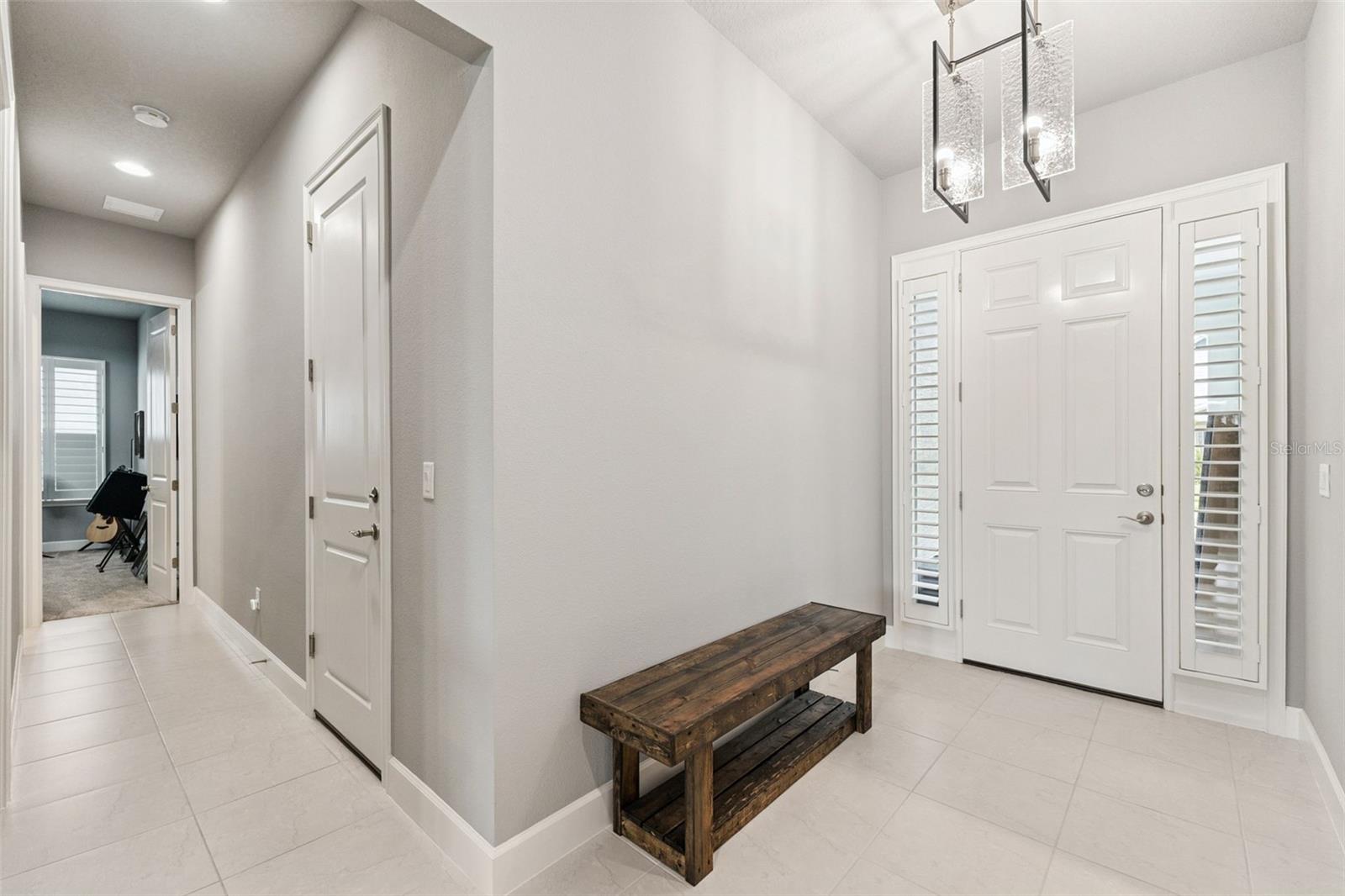 Image 3 of 45 For 569 Mosaic Boulevard