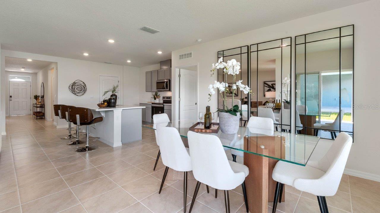 Image 17 of 40 For 8559 Cape Fox Cove