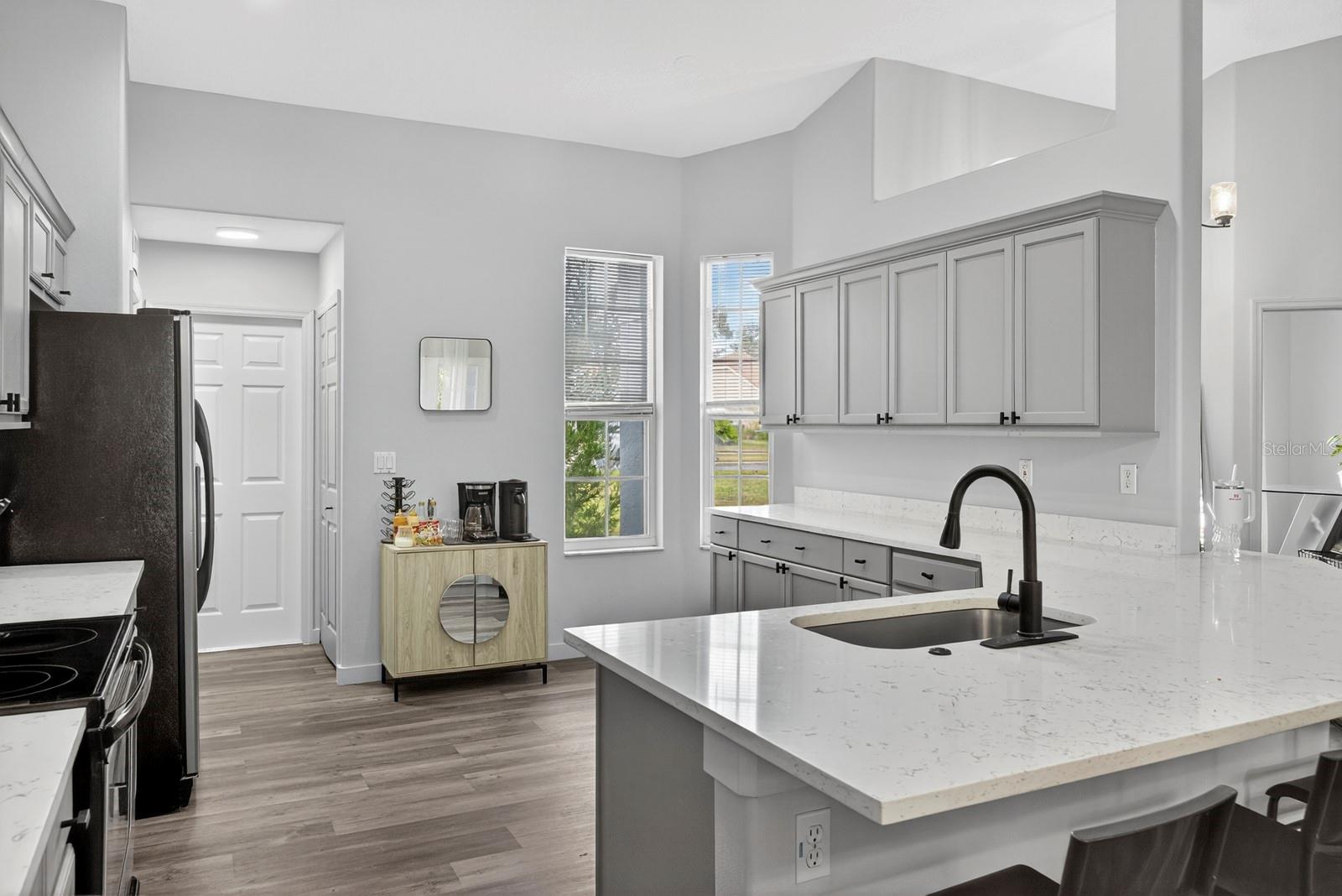 Image 10 of 37 For 2687 Pine Shadow Lane