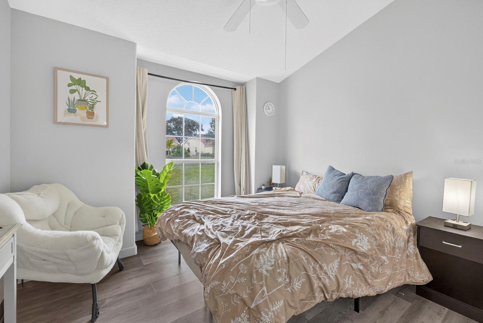 Image 19 of 37 For 2687 Pine Shadow Lane