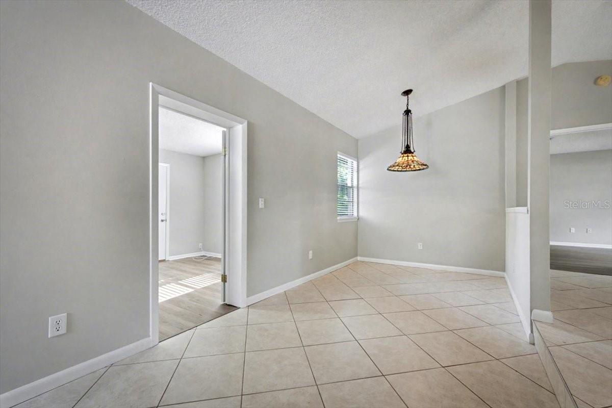 Image 10 of 33 For 173 Ridgewood Avenue