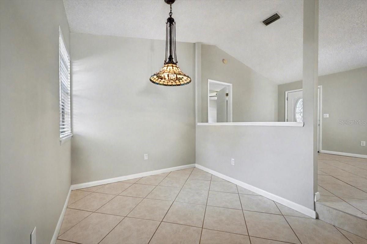 Image 11 of 33 For 173 Ridgewood Avenue