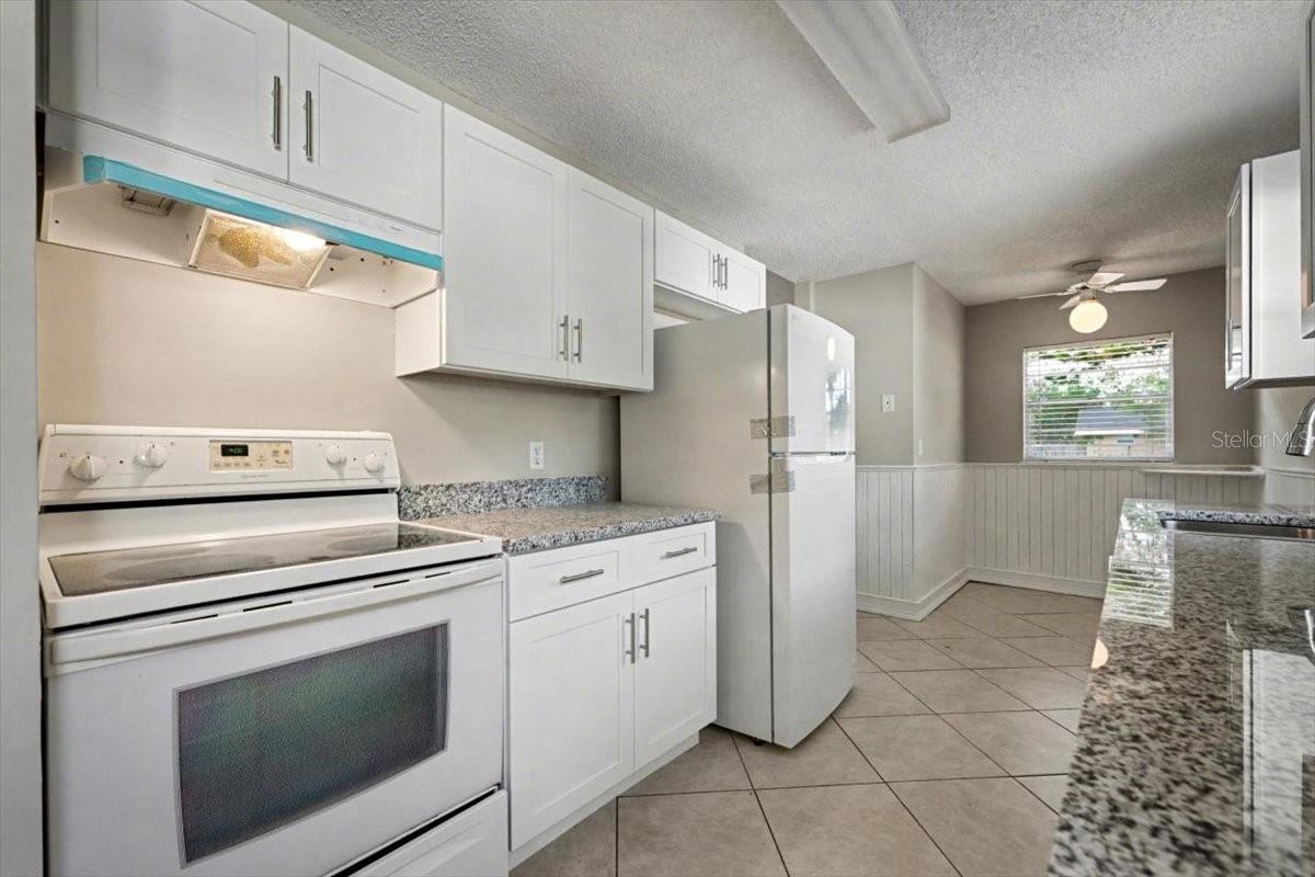 Image 14 of 33 For 173 Ridgewood Avenue