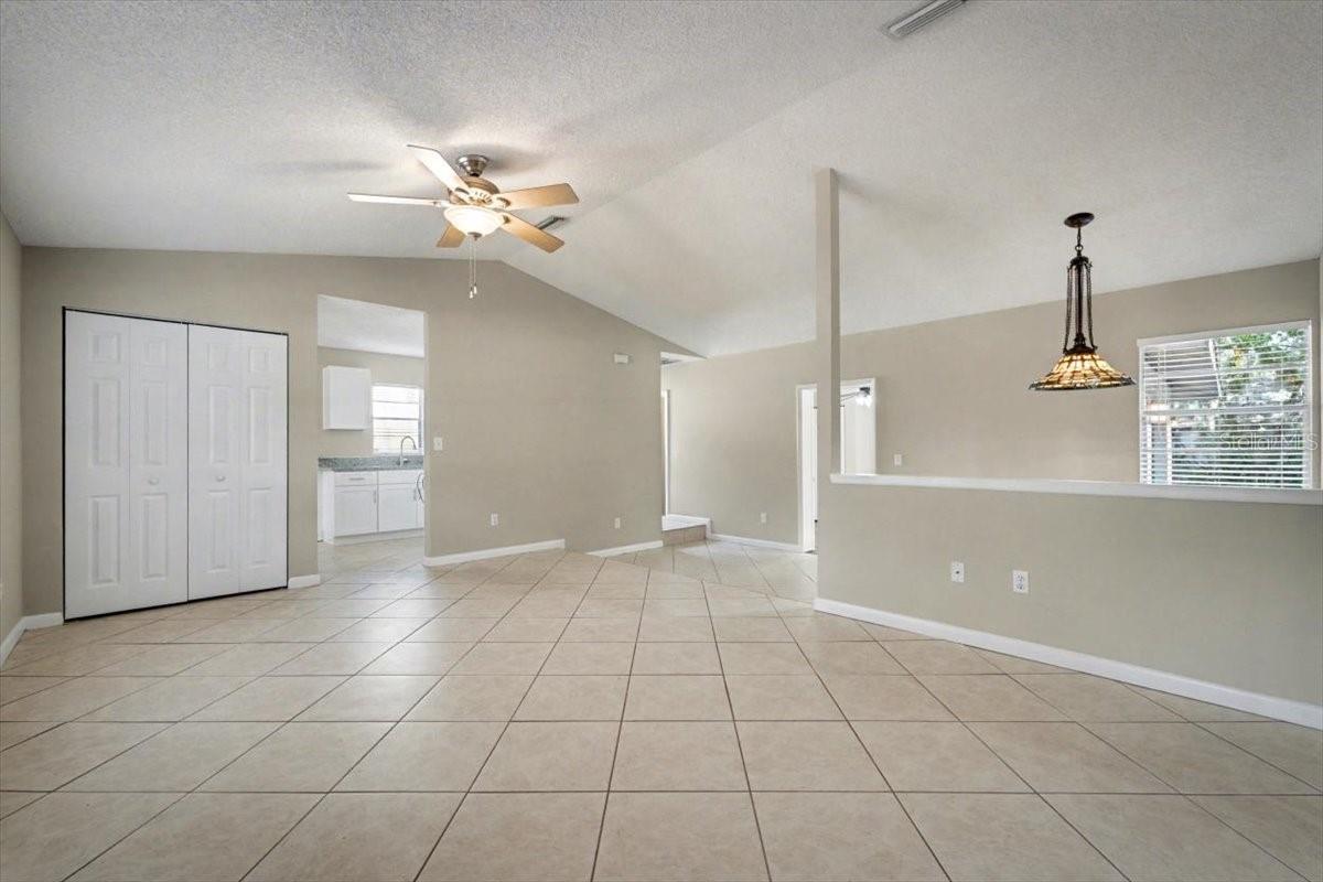 Image 6 of 33 For 173 Ridgewood Avenue