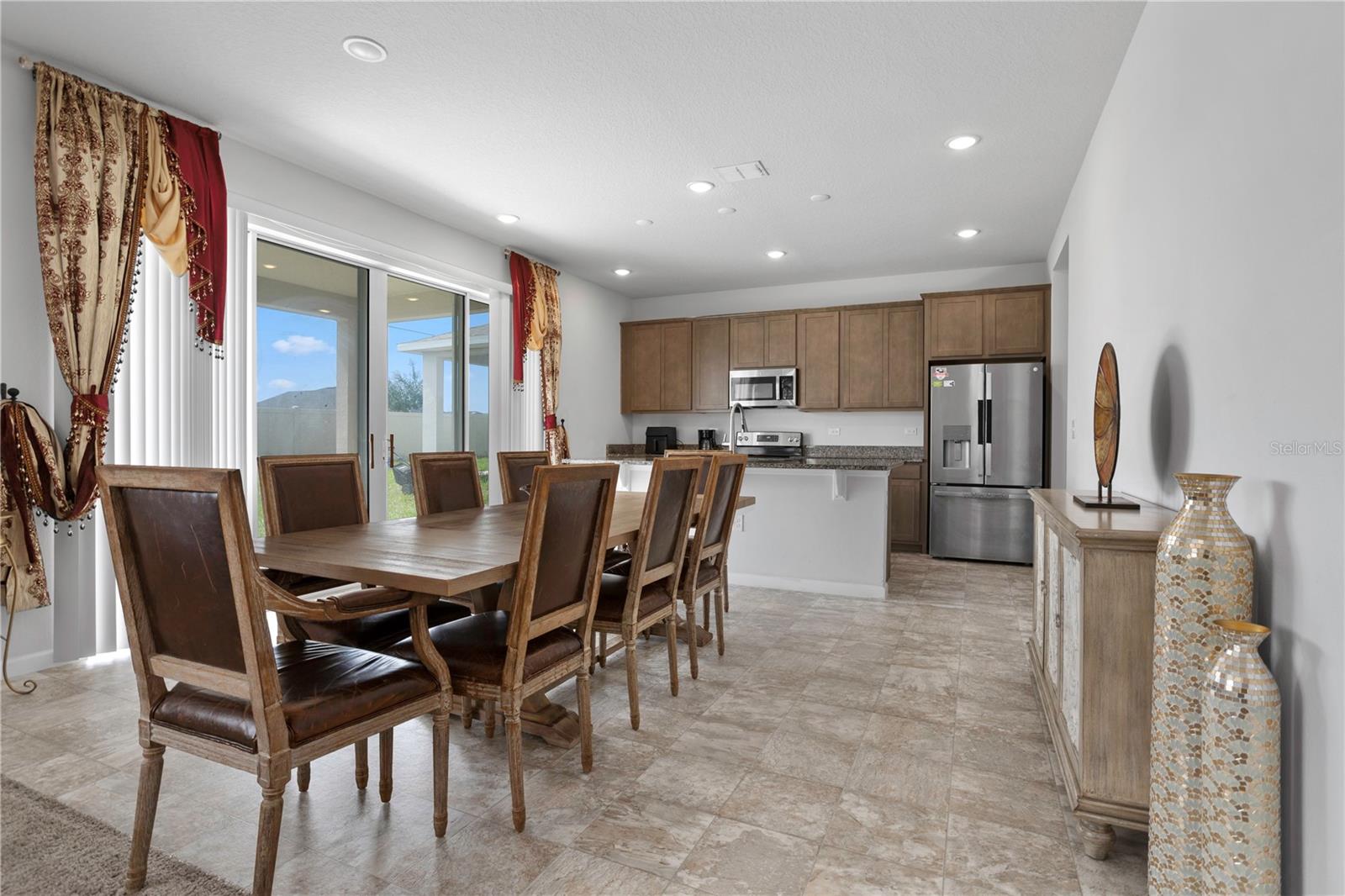 Image 3 of 7 For 1076 Sugarwood Street