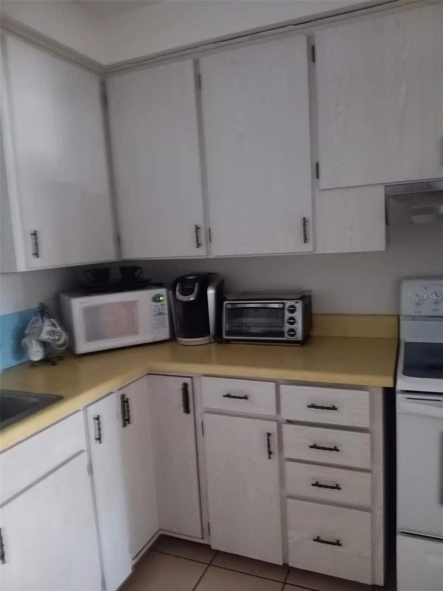 Image 21 of 48 For 4245 Edgewater Drive