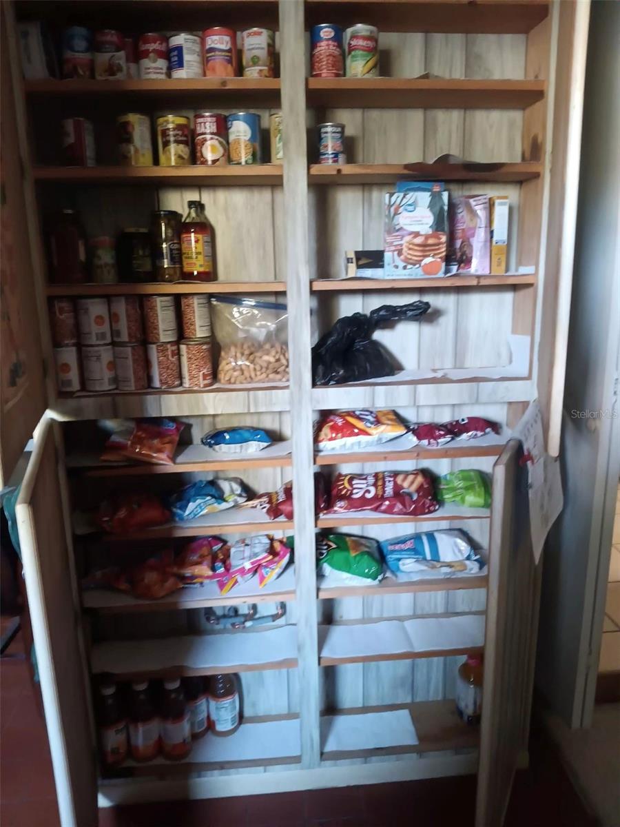 Image 26 of 48 For 4245 Edgewater Drive