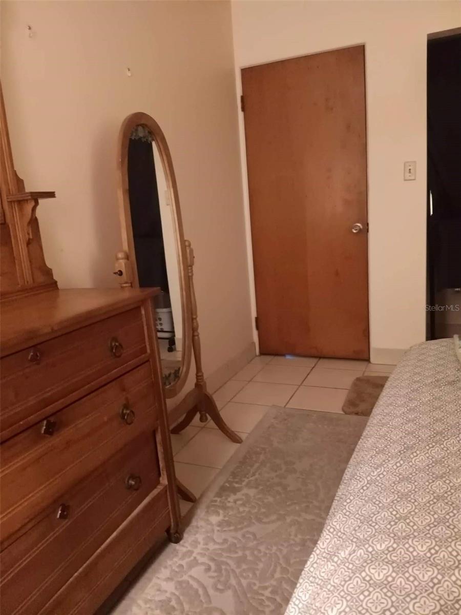 Image 30 of 48 For 4245 Edgewater Drive