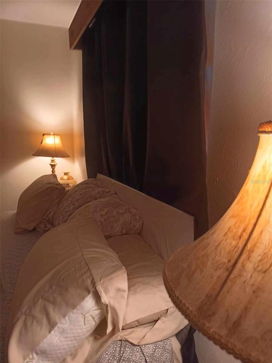 Image 34 of 48 For 4245 Edgewater Drive