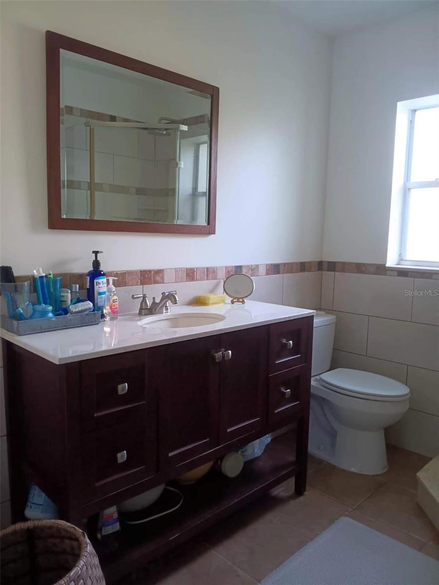 Image 39 of 48 For 4245 Edgewater Drive