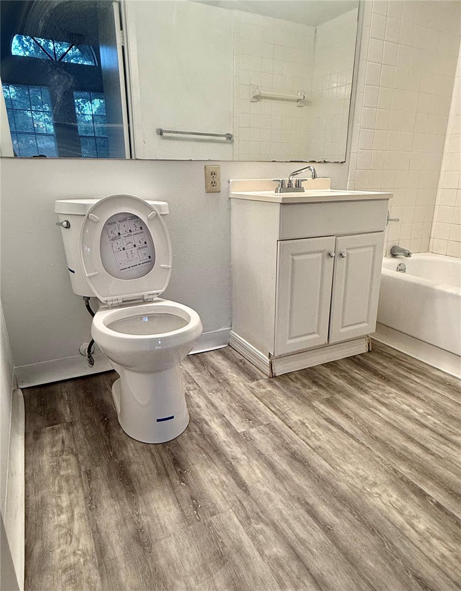 Image 8 of 16 For 365 Forestway Circle 101