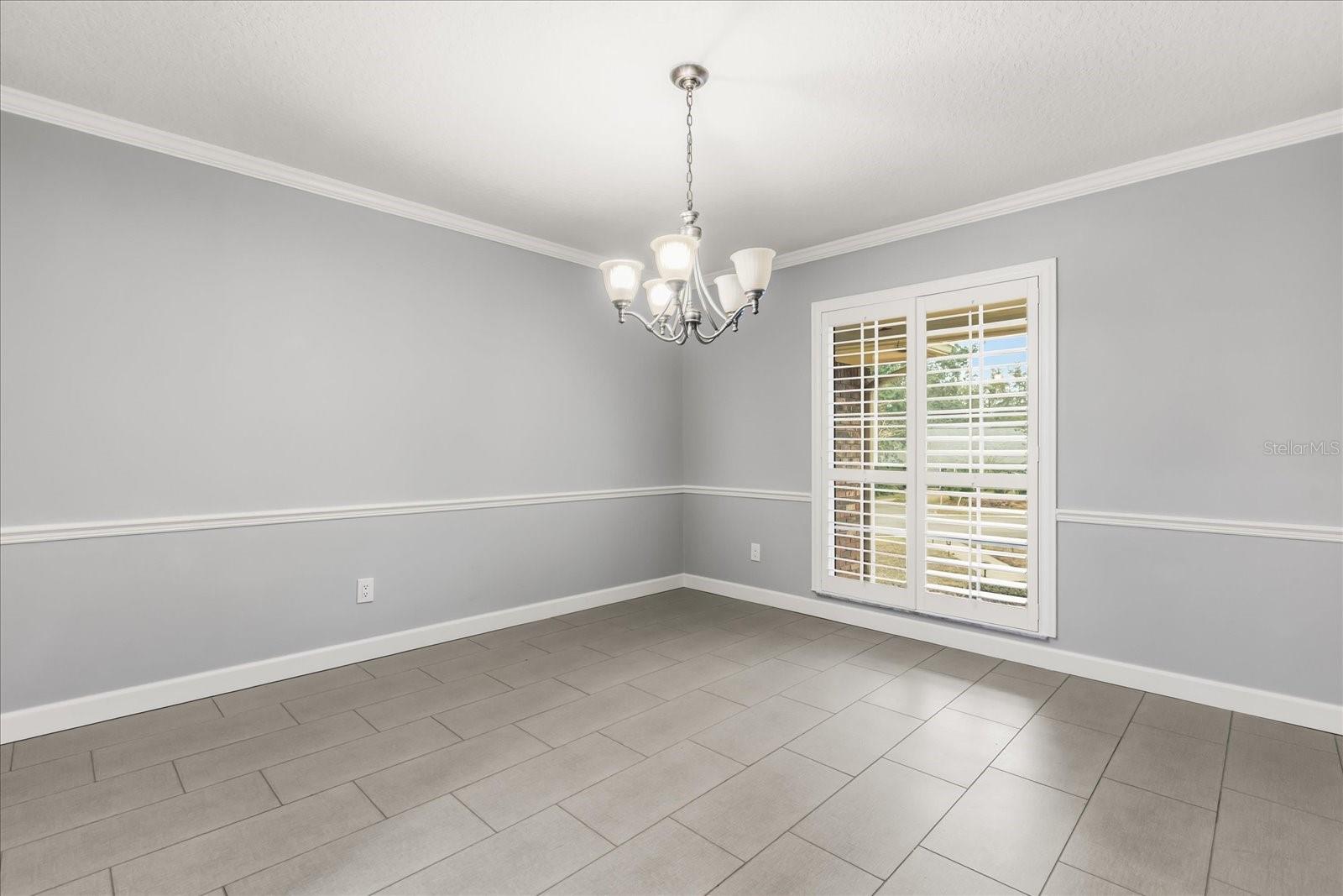 Image 11 of 54 For 110 Valley Circle