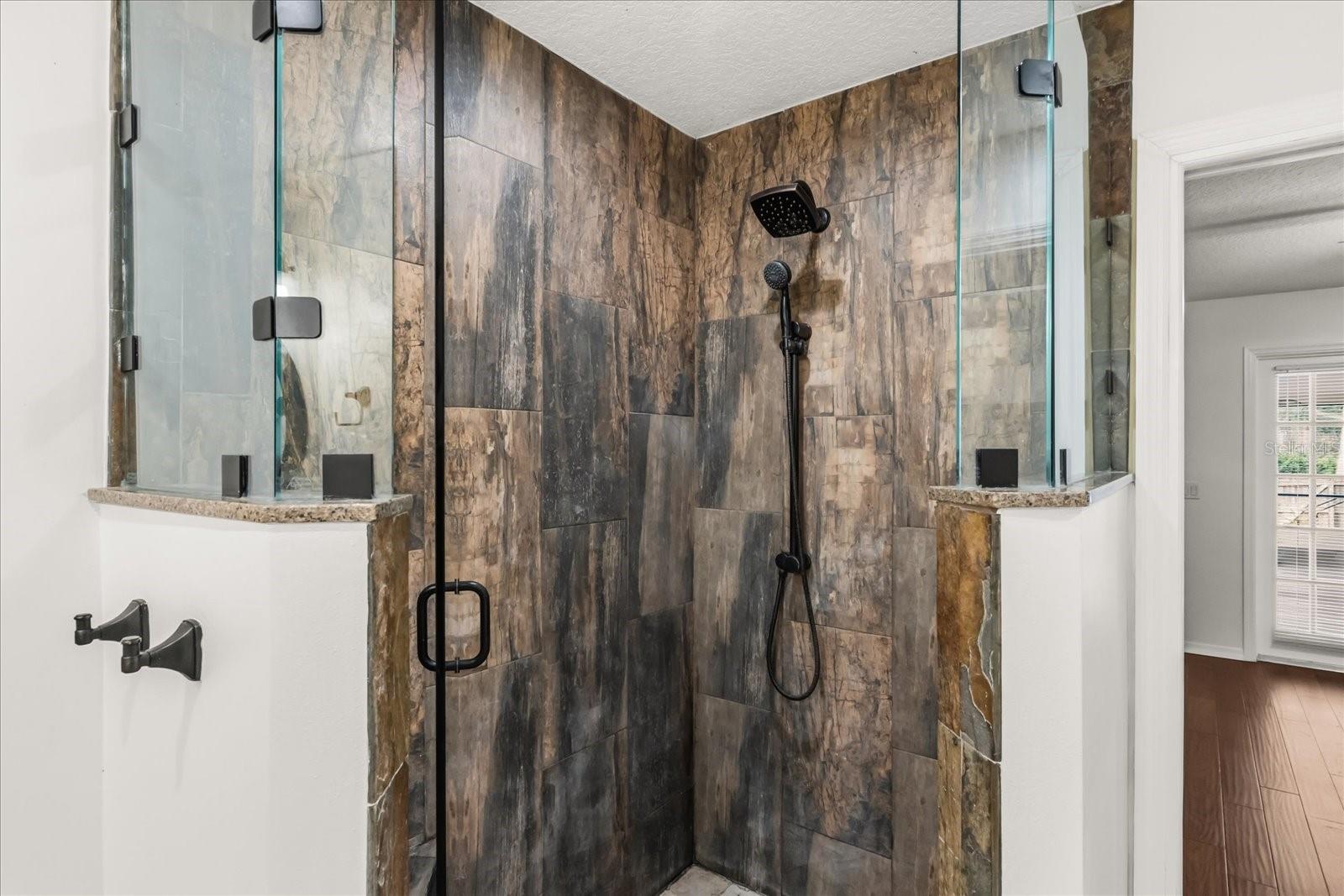 Image 31 of 54 For 110 Valley Circle