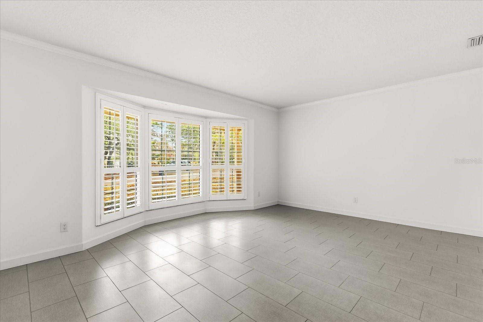 Image 9 of 54 For 110 Valley Circle