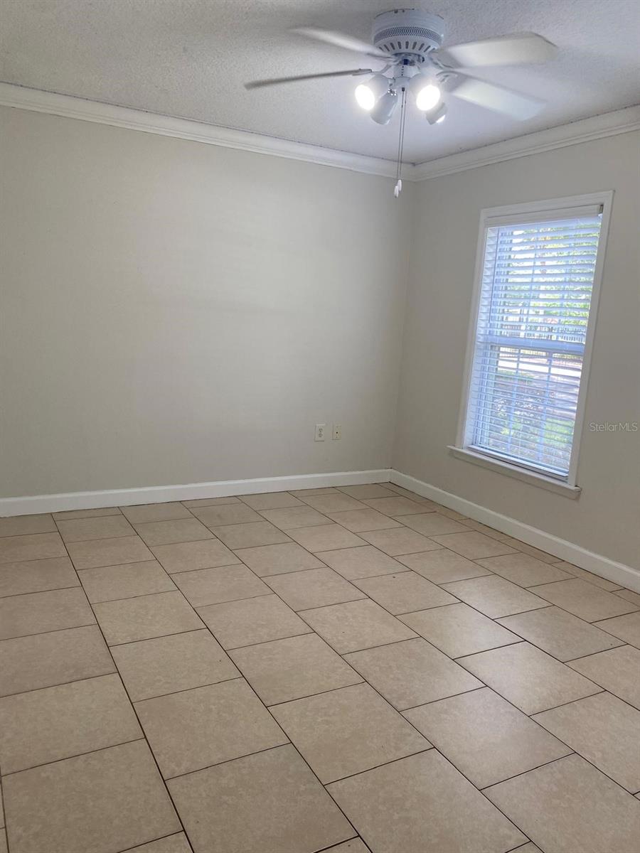 Image 28 of 68 For 2007 Dixie Belle Drive 2007 M