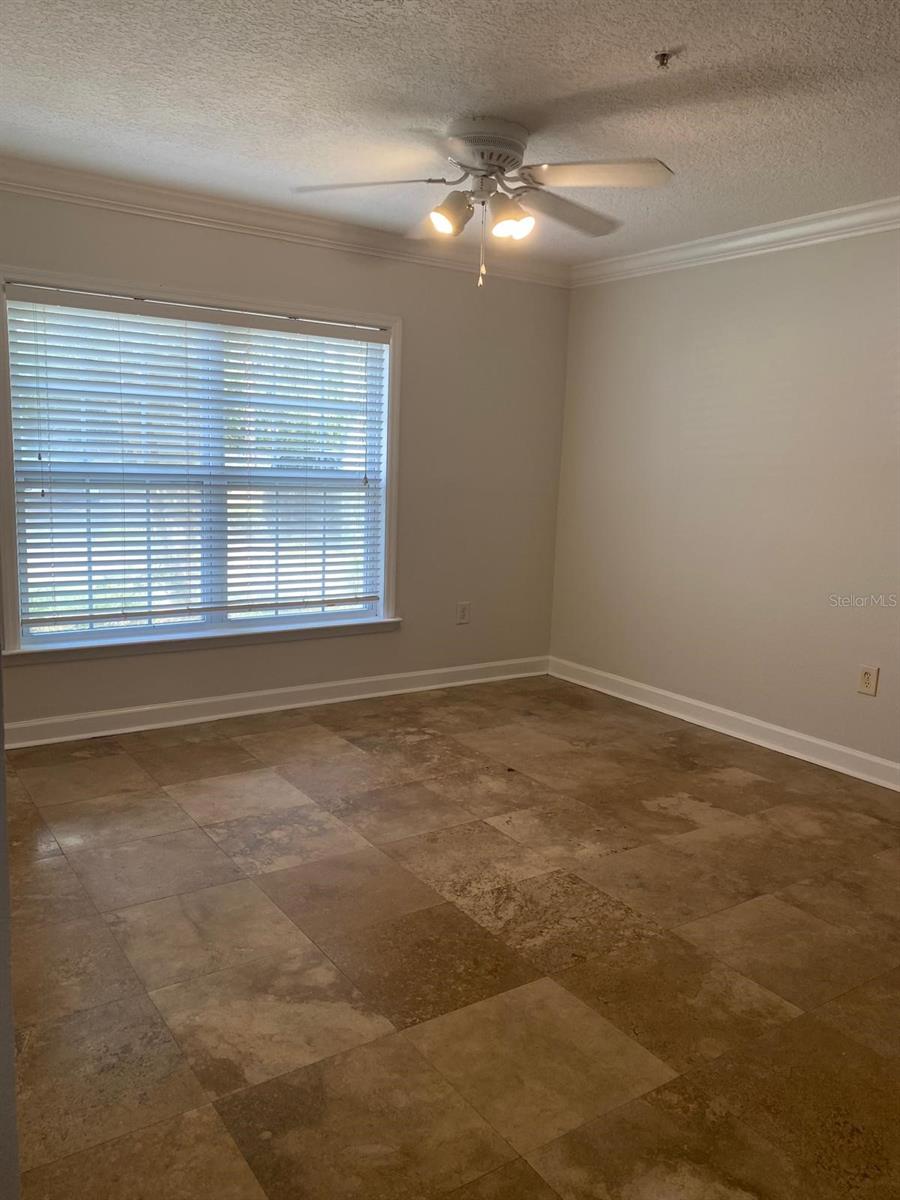 Image 41 of 68 For 2007 Dixie Belle Drive 2007 M