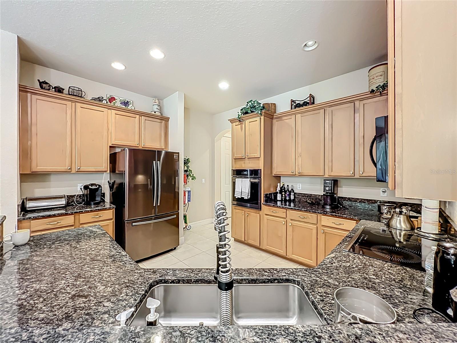 Image 9 of 18 For 2022 Tillman Ave